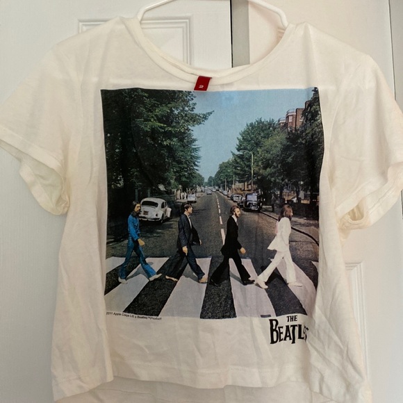 divided by h&m Tops - The Beatles divided by H&M women’s crop top